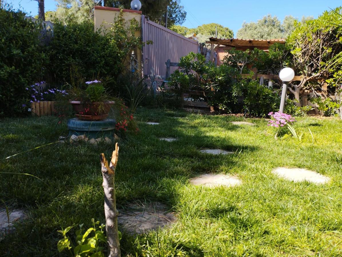 Casa Vacanze Paola Quartu SantʼElena Екстериор снимка
